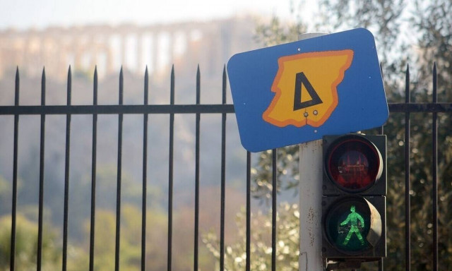 Επιστρέφει ο Δακτύλιος στην Αθήνα: Πώς θα κυκλοφορείτε ελεύθερα, τα όρια και τα πρόστιμα