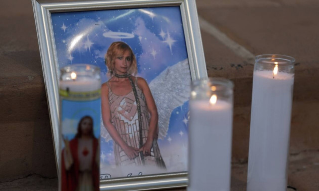 Άλεκ Μπάλντουιν: Ο κασκαντέρ-σωσίας του είχε πυροβολήσει με γεμάτο όπλο πριν απο το μακελειό