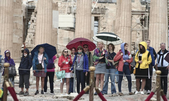 Τουρίστες Ελλάδα
