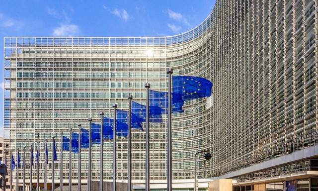 Συντάξεις από «χρυσάφι» για τα στελέχη της ΕΕ – Διπλάσια η συνταξιοδοτική υποχρέωση μέσα σε 6 χρόνια