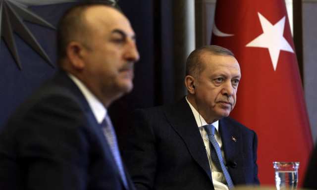 Οργή στην Άγκυρα για τα «fake news περί απειλής παραίτησης από τον Τσαβούσογλου»