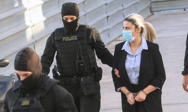 Δίκη για βιτριόλι: Ποια 15 χρόνια – Πότε θα βγει από τη φυλακή η Έφη Κακαράντζουλα