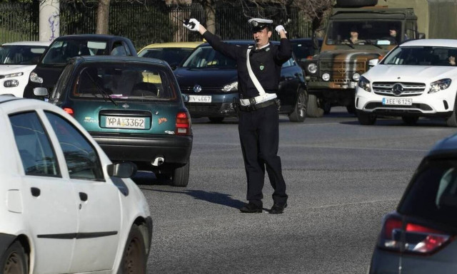 28η Οκτωβρίου: Κυκλοφοριακές ρυθμίσεις στη Αθήνα– Ποιοι δρόμοι θα κλείσουν για τις παρελάσεις