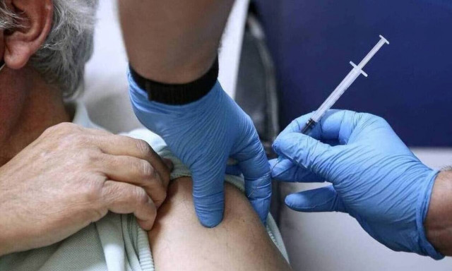 Κορονοϊός - Βασιλακόπουλος: Δύσκολες στιγμές εάν δεν επεκταθεί η υποχρεωτικότητα του εμβολιασμού