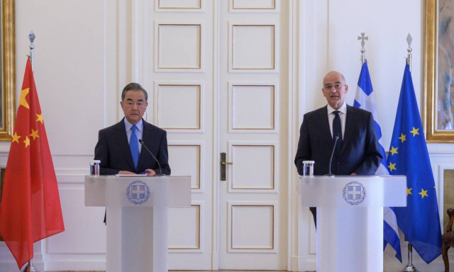 Δένδιας: Στόχος ενίσχυση των επαφών με την Κίνα - Προσβλέπουμε σε νέα επενδυτικά έργα στον Πειραιά