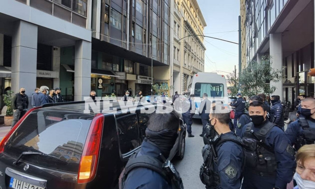 Κούγιας για Πέραμα: Οι 7 αστυνομικοί εκφράζουν λύπη για τον χαμό του Ρομά – Έτσι θα τους υπερασπιστώ