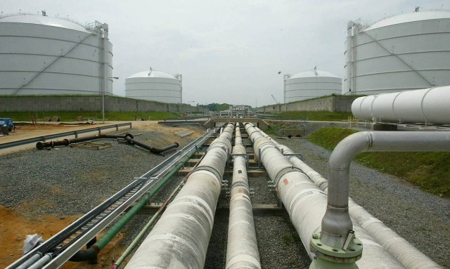 Πώς η διακύμανση των διεθνών τιμών του φυσικού αερίου επηρεάζει 500.000 ελληνικά νοικοκυριά