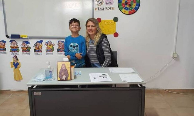 Συγκινεί ο 9χρονος Τάσος από το Μαθράκι - «Η Ελλάδα είναι πολύ καλύτερα από τη Γερμανία»