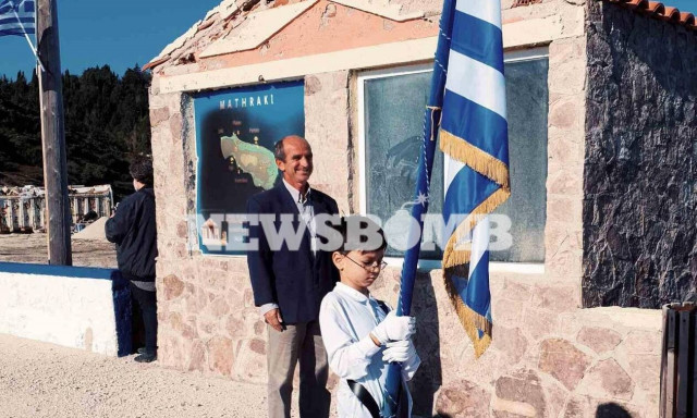 28η Οκτωβρίου: Υπερηφάνεια και συγκίνηση για τον 9χρονο Τάσο - Παρέλασε μόνος του στο Μαθράκι