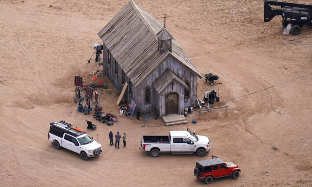 Άλεκ Μπάλντουιν: «Δεν είχα ιδέα ότι υπήρχαν αληθινές σφαίρες», λέει η υπεύθυνη για τα όπλα