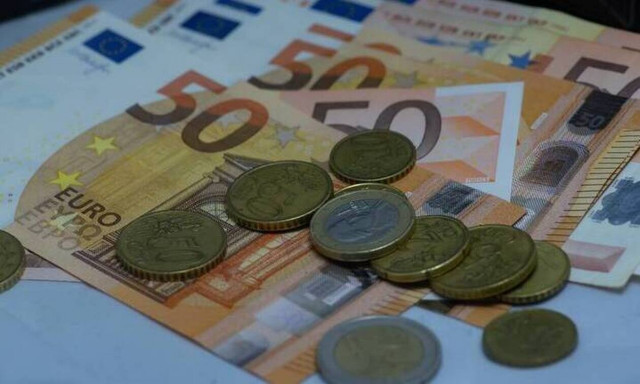 Σήμερα η καταβολή της αποζημίωσης ειδικού σκοπού για τους καλλιτέχνες