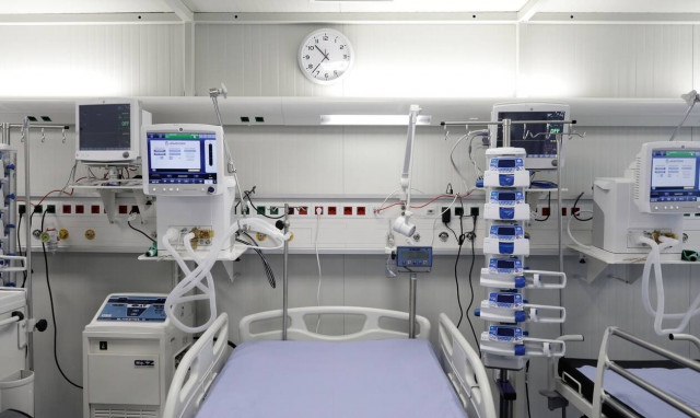 Στο «κόκκινο» τα νοσοκομεία της Βόρειας Ελλάδας - 137 ασθενείς στις ΜΕΘ, 773 σε απλές κλίνες