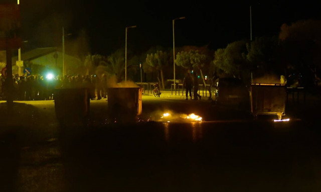 Έκλεισε η Εθνική Οδός Πατρών - Πύργου: Νέες κινητοποιήσεις από Ρομά