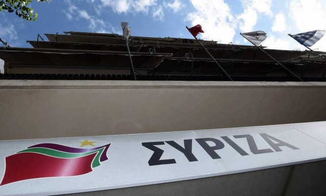 ΣΥΡΙΖΑ για απευθείας αναθέσεις: «Τα γαλάζια παιδιά τρώνε με χρυσά κουτάλια»