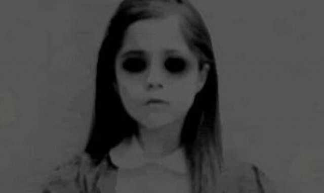 Βρετανία: Κάτοικοι φώναξαν... κυνηγό φαντασμάτων για να βρει το «κορίτσι που δεν έχει μάτια»