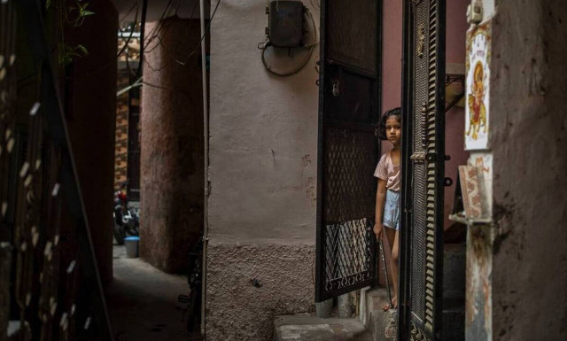 Ινδία - Κορονοϊός: 446 θάνατοι, πάνω από 12.800 κρούσματα σε 24 ώρες