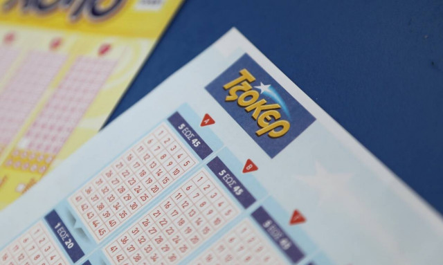 Οι τυχεροί αριθμοί της αποψινής κλήρωσης του ΤΖΟΚΕΡ