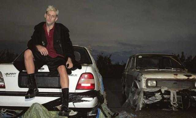 Τάσος Ξιαρχό - Αμετανόητος: «Η χοντρή Δανάη Μπάρκα είναι παρουσιάστρια» - «Κρυφτούλι» με την ΕΛΑΣ