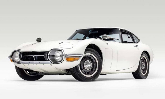 Αν είχατε τα χρήματα θα αγοράζατε ένα Toyota 2000GT;