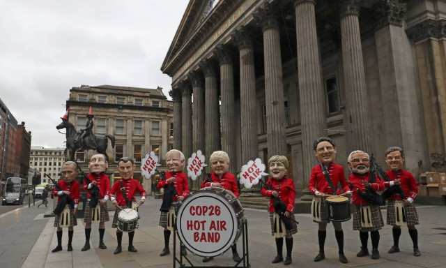 Σύνοδος COP26 για το κλίμα: Διαδηλωτές ζητούν έργα και όχι λόγια για τη σωτηρία του πλανήτη