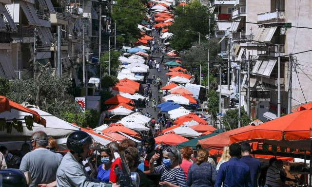 Υπερψηφίστηκε το νομοσχέδιο για το υπαίθριο εμπόριο - Τι αλλάζει