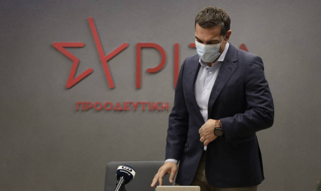 «Ανίκανοι να αντιμετωπίσουν την πανδημία»: Ο ΣΥΡΙΖΑ «αγριεύει» και στέλνει μηνύματα στο Μαξίμου