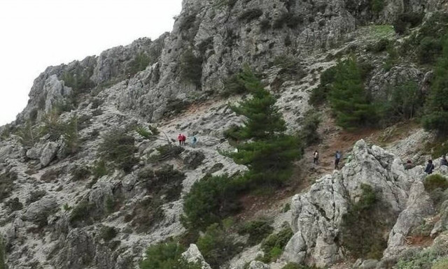 Τραγωδία στην Κρήτη: Αυτοκίνητο έπεσε σε γκρεμό στην Ιεράπετρα – Νεκρός ο οδηγός