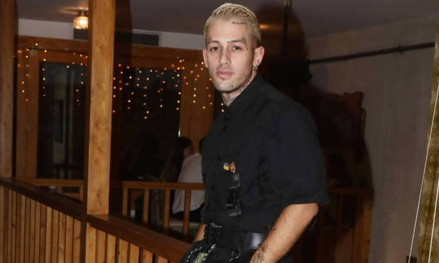 Όχι Τάσο Ξιαρχό, η αυτοκτονία δεν θέλει κότσια