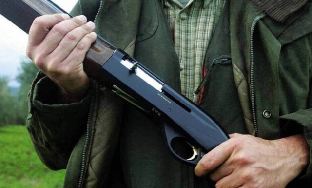 Καστοριά: Κυνηγός πυροβόλησε και τραυμάτισε τον εγγονό του