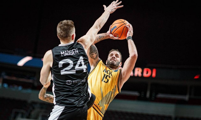 Basketball Champions League: Απογοητευτική η ΑΕΚ, ήττα από Ρίγα και 0-3! Τα highlights (vids)