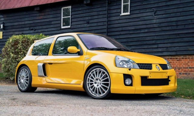 Ρεκόρ πώλησης για ένα Renault Clio V6