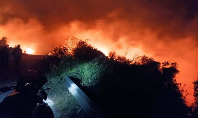 Φωτιά τώρα στη Λευκάδα