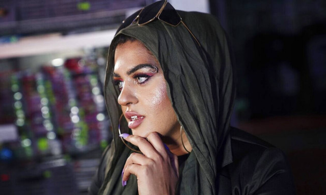 Σάλος για την καμπάνια με την χιτζάμπ από το Συμβούλιο της Ευρώπης – Αποσύρθηκε με γαλλική πίεση