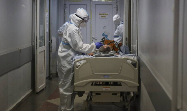 Έκθεση «σοκ» για κορονοϊό: Χάθηκαν 28 εκατομμύρια χρόνια ζωής το 2020