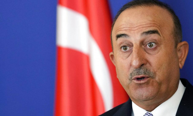 Προκαλεί ο Τσαβούσογλου με «τουρκική» μειονότητα και κάνει το «άσπρο-μαύρο» για το Διεθνές Δίκαιο