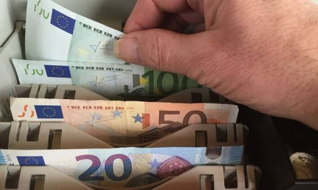 Σύνταξη πριν τα 62 με λιγότερα από 40 έτη ασφάλισης: Οι προϋποθέσεις (vid)