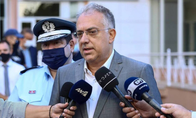 Θεοδωρικάκος: Η δέσμευση έγινε πράξη - Ενισχύεται η Αττική με 100 περιπολικά και 1.026 αστυνομικούς