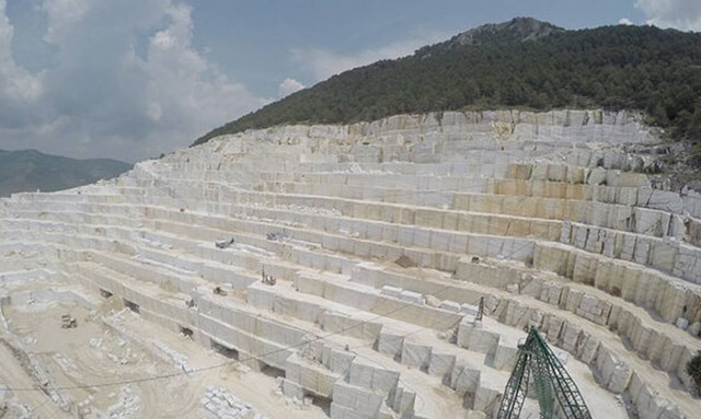 Σε τροχιά μετάβασης η ελληνική εξορυκτική – μεταλλουργική βιομηχανία