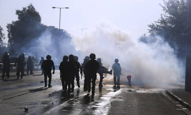 Επεισόδια Πυροσβέστες - ΕΛΑΣ