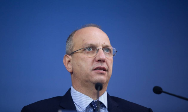 Οικονόμου κατά Τσίπρα: Παραληρεί συνεχώς με απίστευτα ψέματα και τερατώδεις ανακρίβειες