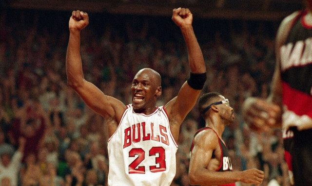 Μάικλ Τζόρνταν: Ο πιο ακριβοπληρωμένος αθλητής όλων των εποχών! Στο Top-10 Μέσι και Ρονάλντο