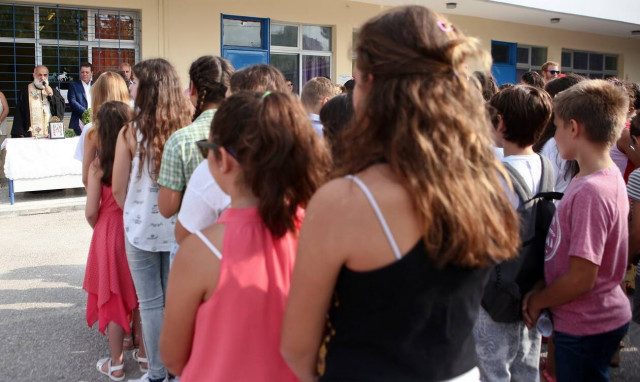 Νέα μέτρα: Έτσι θα μπαίνουν τα παιδιά έως 18 ετών σε καταστήματα και μεικτούς χώρους