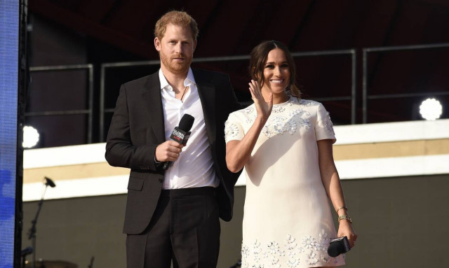 Κατεβαίνει στην πολιτική η Μέγκαν Μαρκλ; Τα τηλέφωνα που πυροδότησαν τις φήμες