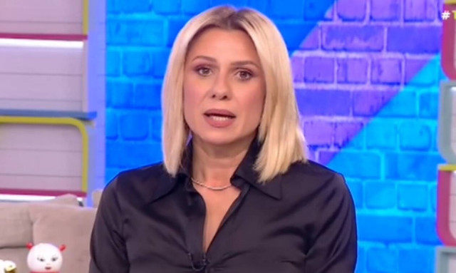 Κατερίνα Καραβάτου: Επέστρεψε στην εκπομπή - Τα πρώτα λόγια μετά τον θάνατο της μητέρας της 