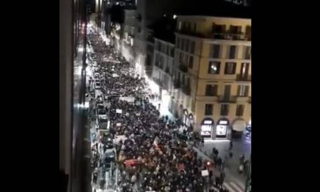 Ιταλία: Μεγάλες συγκεντρώσεις διαμαρτυρίας κατά του υποχρεωτικού εμβολιασμού