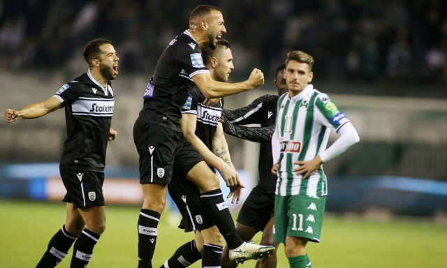 Super League: Πήρε το ντέρμπι ο ΠΑΟΚ, μόνος πρώτος ο Ολυμπιακός – Τα highlights κι η βαθμολογία