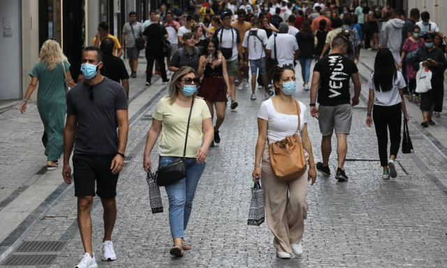 Κρούσματα σήμερα: 4.307 νέα - 52 θάνατοι και 470 διασωληνωμένοι