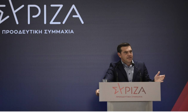 ΣΥΡΙΖΑ: Όσο ο Μητσοτάκης βυθίζει τη χώρα στην αποτυχία, οι θάνατοι θα αυξάνονται με την υπογραφή του