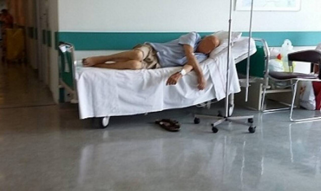 Νοσοκομείο Αττικόν: Βίντεο της ΠΟΕΔΗΝ αποτυπώνει το δράμα - Γέμισε ράντζα, ουρές για εξετάσεις