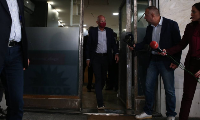 Εκλογές ΚΙΝΑΛ: Ο Παπανδρέου τινάζει στον αέρα τα debate – Δεν υπήρξε σήμερα απόφαση